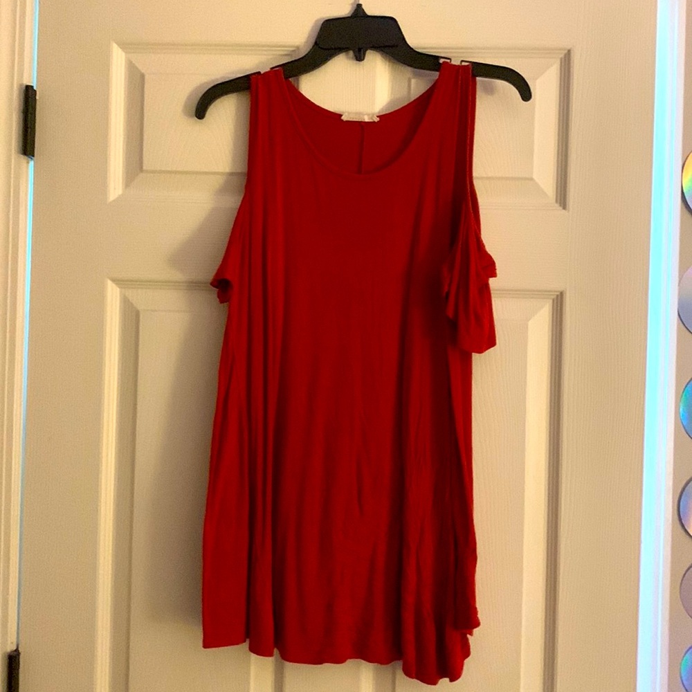 Cute red shoulder top shirt!